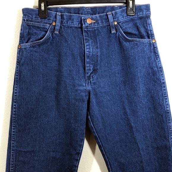 WRANGLER JEANS - SIZE 32 x 30 - 100% COTTON - DARK WASH - VERY HIGH RISE B17 - Picture 8 of 8